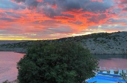 Karlobag Casa | Imanje uz plažu sa tenis igralištem i bazenom: Unit A1