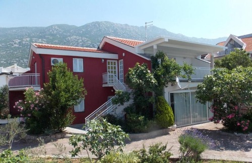 Karlobag Casa | Imanje uz plažu sa tenis igralištem i bazenom: Unit A1