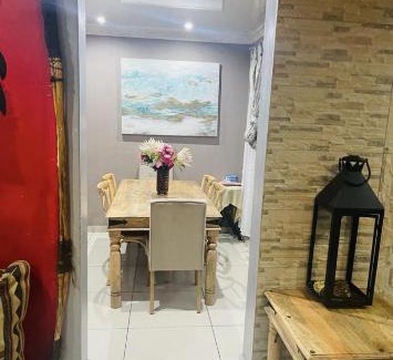 Esikhawini H Casa | Imbamfu guest house