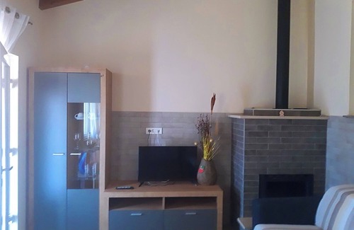 Zubovici Apartamento | Immaculate 1-Bed Apartment in Zubovici, Croatia