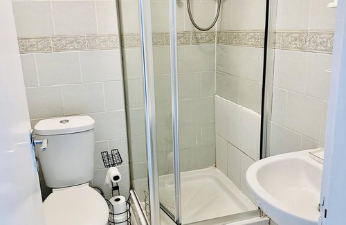Elephant and Castle Apartamento | Immaculate 1-bed Studio in London