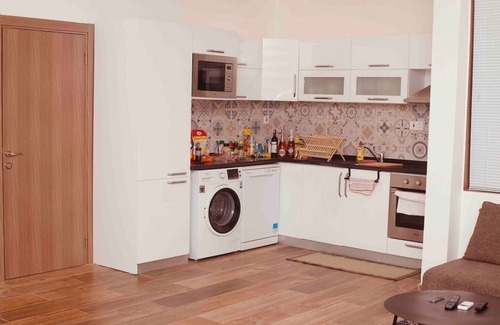 Santeo Apartamento | Immaculate 2-Bed Apartment at PamV Estates Apt6