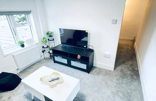Cambridge Casa | Immaculate 2 Bed House in Cambridge