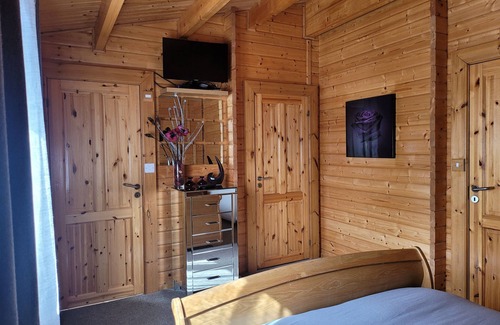 Knott End-on-Sea Cabina | Immaculate 2-Bed Lodge Next To Lake