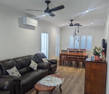 Chermside West Casa | Immaculate 2-Beds Entire House Chermside Brisbane