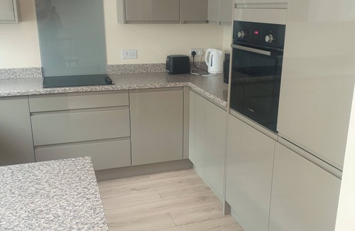 Severn Beach Casa | Immaculate 3-Bed House in Bristol with fast wifi