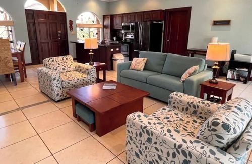 Bejuco Villa | This villa is a 3 bedroom(s), 3 bathrooms, located in Bejuco, .