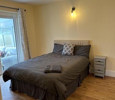 Knaresborough Casa | Immaculate 4-Bed Cottage in Knaresborough