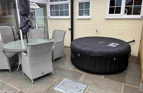Knaresborough Cabaña | Immaculate 4-Bed Cottage in Knaresborough