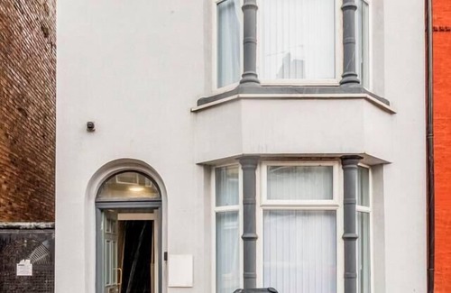 Bootle Casa | Immaculate 4-Bed House Near Anfield and Goodison