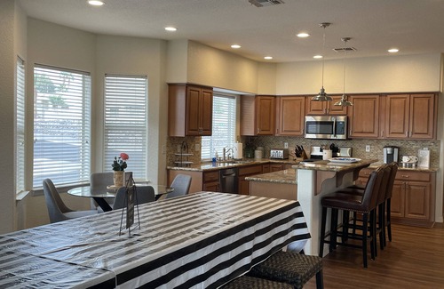Sunridge Estates Casa | Immaculate home minutes from Laughlin & Lake Mohave