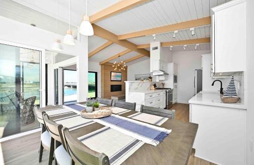 Santa Ana Heights Casa | Immaculate Home with 180 degree views of the Beach & Ocean