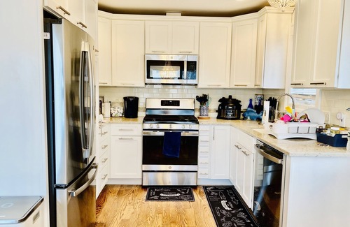Manasquan Casa | Immaculate House Steps from Manasquan Beach