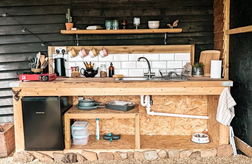 Bideford Alquiler De RV | Immaculate Lotus Belle Tent Retreat, North Devon