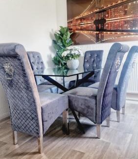 Grays Casa | IMMACULATE LovelyHome near Central London Freeparking