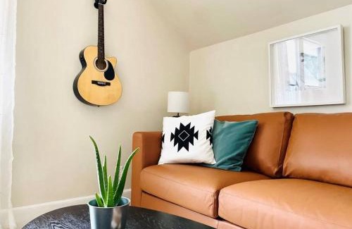 Hawthorne Apartamento | Immaculate, Newly Renovated 1 Bedroom Apt Near NYC