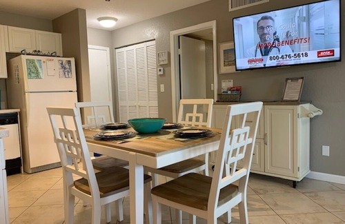 Fort Pierce Condominio | OCEAN / GOLF VIEWS en INMACULADO Condominio en la hermosa isla Hutchinson.