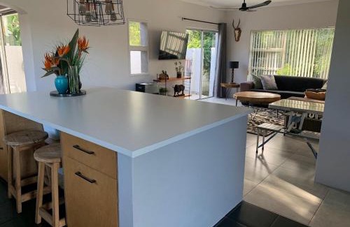 George Casa | Immaculate self catering family home