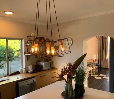 George Casa | Immaculate self catering family home