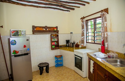 Galu Cabaña | Immaculate, stunning 3-Bed Cottage in Diani beach