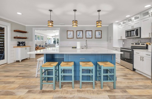 Demere Park Casa | Immaculate 4 bed/3.5 bath Home with Private Pool