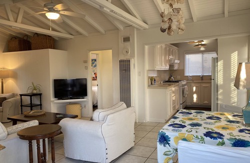 Balboa Island Apartamento | Apartamento inmensamente encantador en la isla Balboa