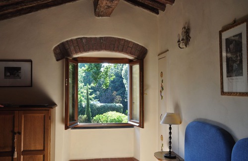 Sarzana Casa | Inmerso en un parque privado secular, equidistante de Cinque Terre y Versilia
