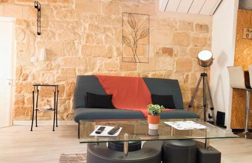 Saint-Gilles Apartamento | Immeuble 3 Apparts Centre historique St Gilles MaisoncarreeConciergerie