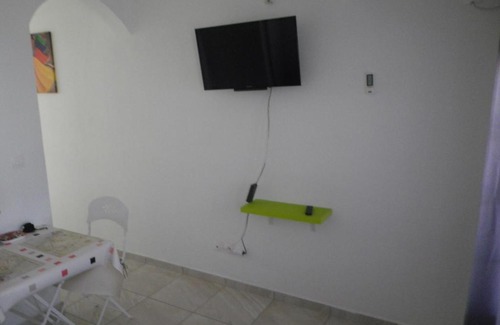 Grand-Bourg Apartamento | IMMEUBLE NEBOT