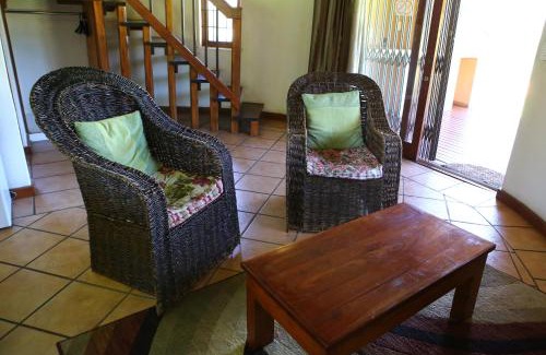 Krugersdorp Chalet De Esquí | Impangele Lodge