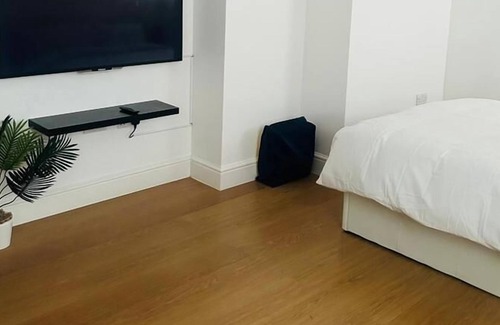Gascoigne Apartamento | Impeccable 1-Bed Studio in Barking