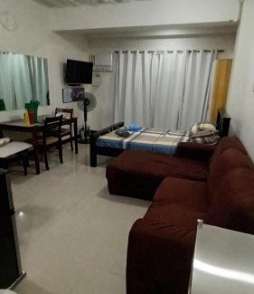 Moonwalk Apartamento | Impeccable 1-Bed Studio in Paranaque City