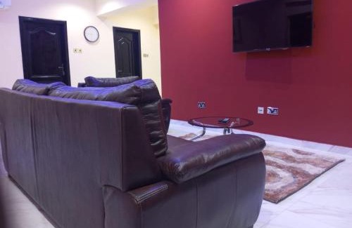 Accra Apartamento | Impeccable 1-Bedroom Furnished Apartment in Accra