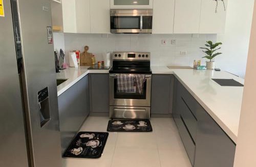 New Kingston Apartamento | Impeccable 2-Bed Apartment in Kingston