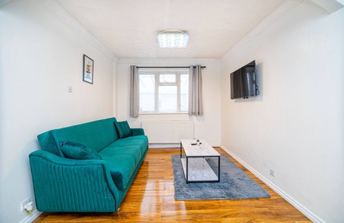 Abbey Wood Casa | Impeccable 3-Bed House in Abbeywood