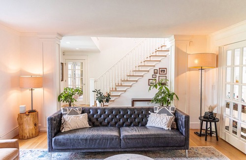 Macatawa Casa | Impeccable Family Friendly Holland MI Estate
