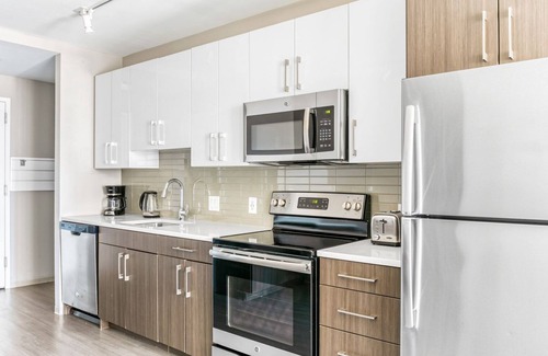 West End Apartamento | Impeccable North Station 1BR w/ Gym & W/D, near TD Garden, by Blueground
