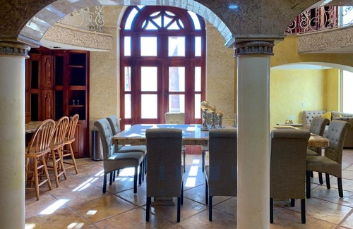 Centro Casa | Impeccably Designed Home