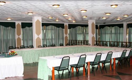 Entebbe Hotel | Imperial Botanical Beach Hotel