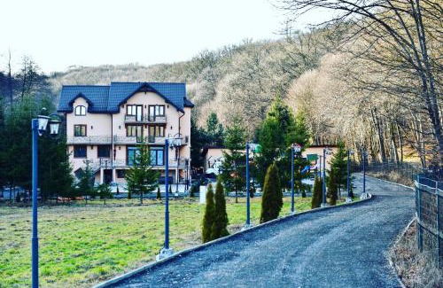 Vladeni Casa | Imperial Resort