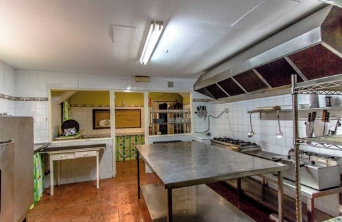 Banyeres del Penedés Villa | ¡Impresionante e idílica mansión para 39 pax max!