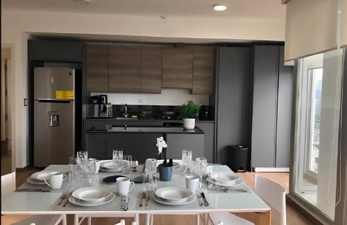 Marbella Apartamento | Impressive Family City View Apt B - PH Quartier Marbella
