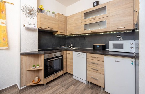 Klanfari Apartamento | Impressive flat with whirlpool, lounge loungers, sea view, barbecue