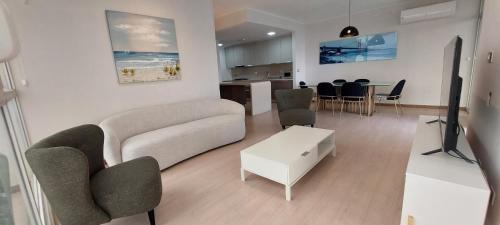 Tumba Vieja Apartamento | Impressive Ocean View Apartment - PH Quartier Del Mar