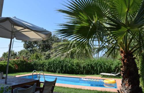 Prines Villa | Impressive Rethymno Villa 3 Bedrooms Villa Kiriya Private Garden Private Outdoor Pool Bbq Outdoor Sitting And Dining Area Prines