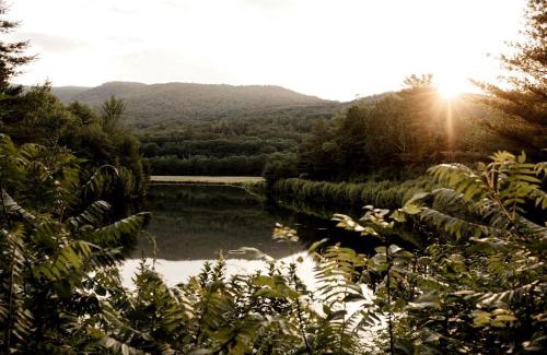 North Woodstock Otro | Impressive Safari Tent with Barbecue in North Woodstock, New Hampshire