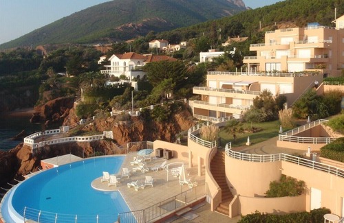 Le Trayas Apartamento | En la línea de costa de residencia, 2 habitaciones 4/5 personas. Soleado, vista al mar, Var