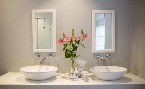 Montagu Casa | In Abundance Guest House