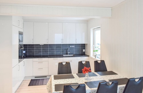 Ardalstangen Apartamento | Alojamiento de 2 habitaciones en Årdalstangen