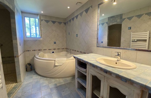 Beaucaire Casa | In Beauty Beaucaire: Cottage with Private Pool, Garden, and Balneotherapy
